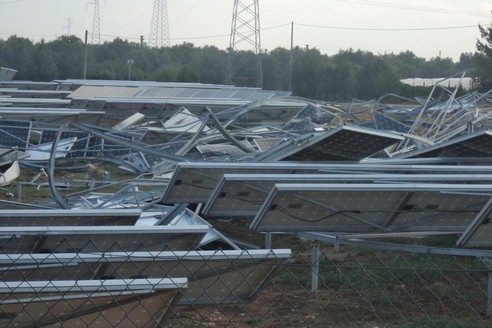 pannelli fotovoltaici danneggiati